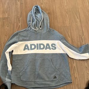 Adidas Sweatshirt